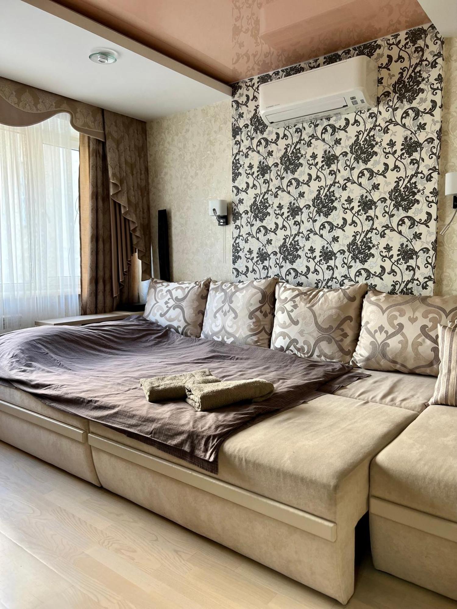 Avenue Apart Lviv Bagian luar foto